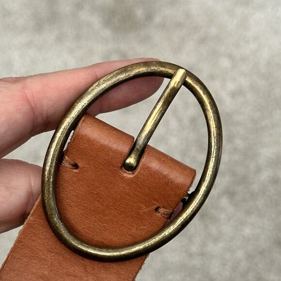 VTG Leather Women’s Concho Belt With Turquoise Size Med Fits Waist 31” To 35” - Picture 4 of 9